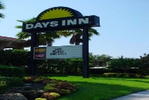 Days Inn Maingate - Exterior