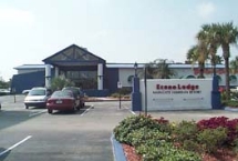 Econolodge Maingate exterior