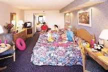 Radisson Barcelo Hotel Orlando - Room